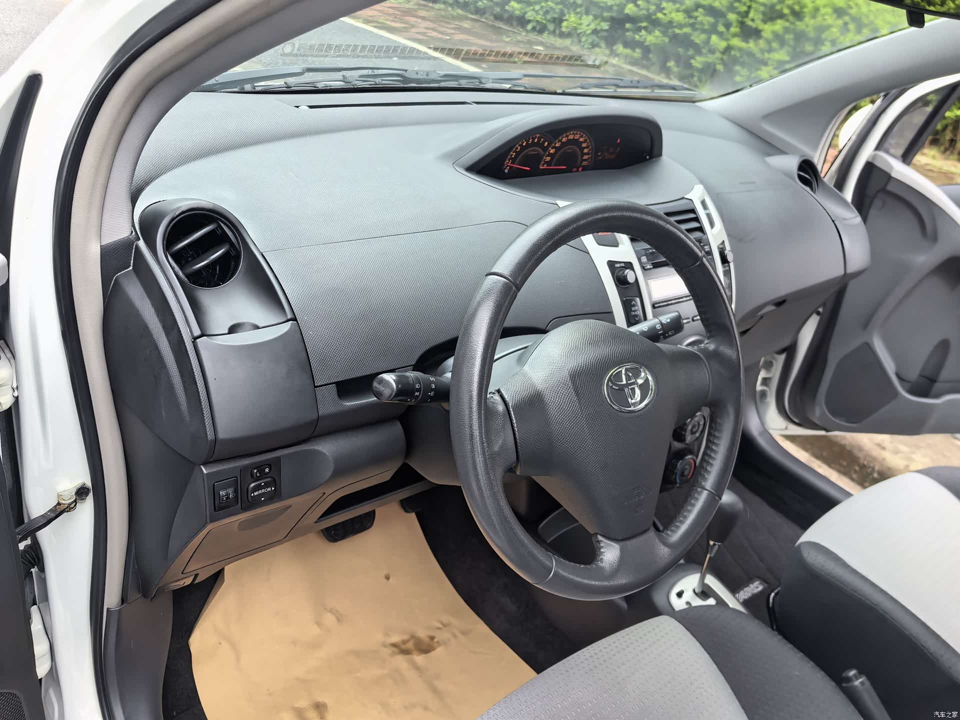 Toyota 1.6GS, 2012 26