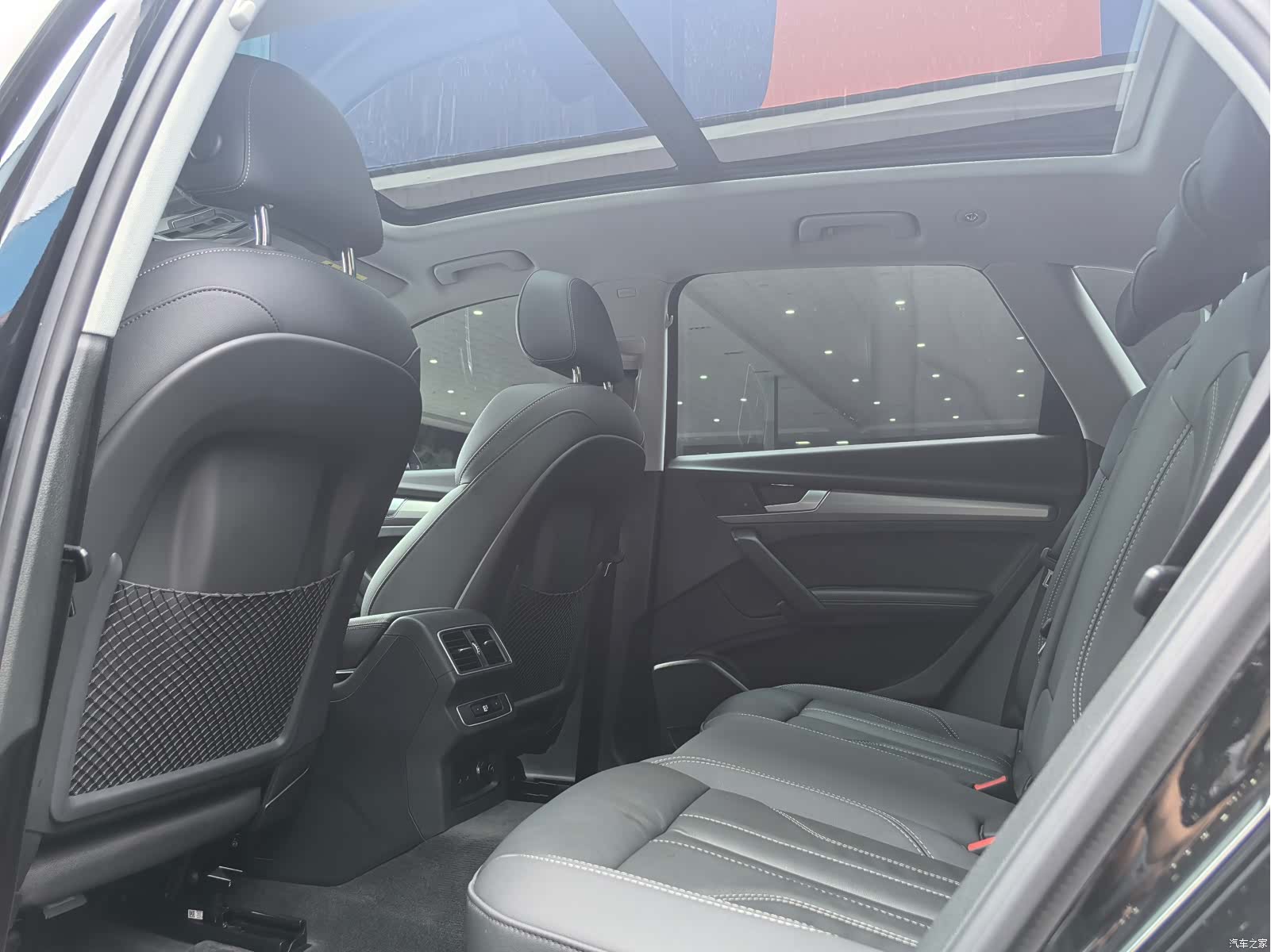 Audi Q5L, 2022 все фото