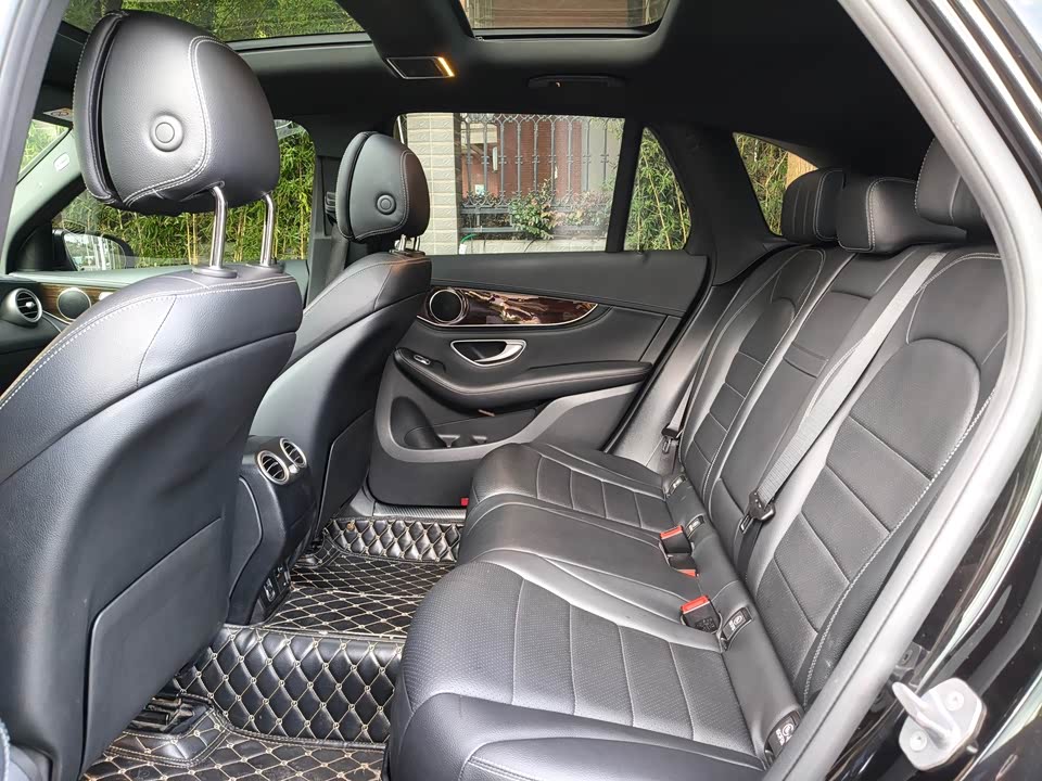 Mercedes-Benz GLC Mercedes-Benz GLC