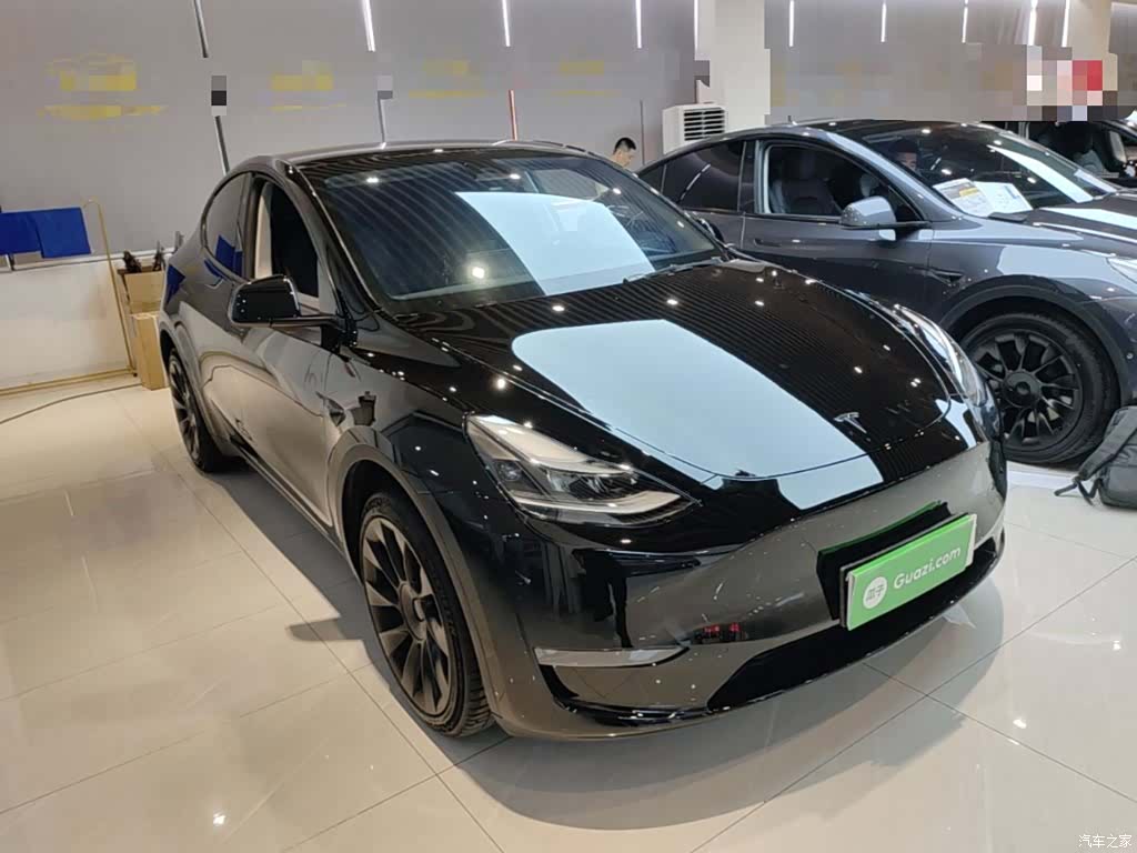 Tesla Model Y, 2024 4