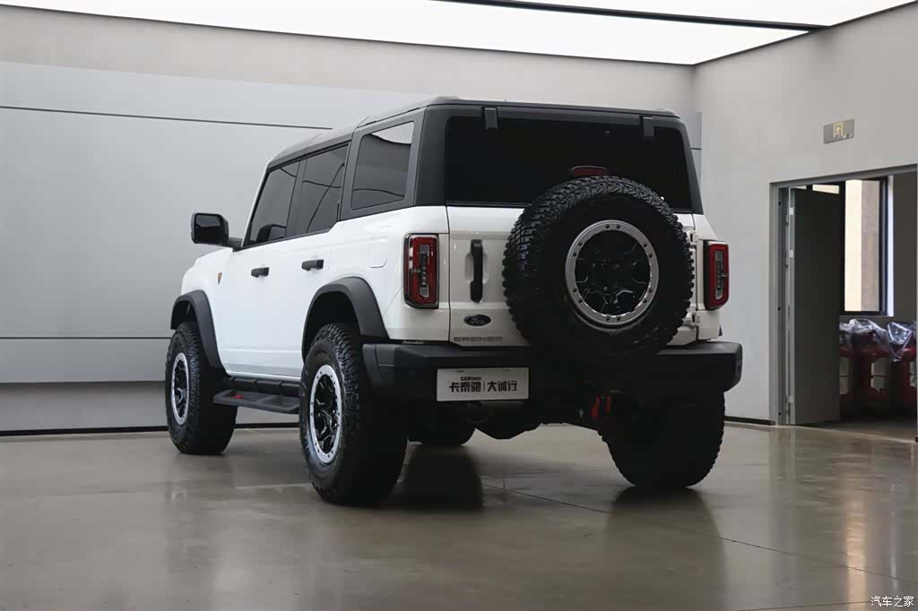 Ford Bronco, 2026 33