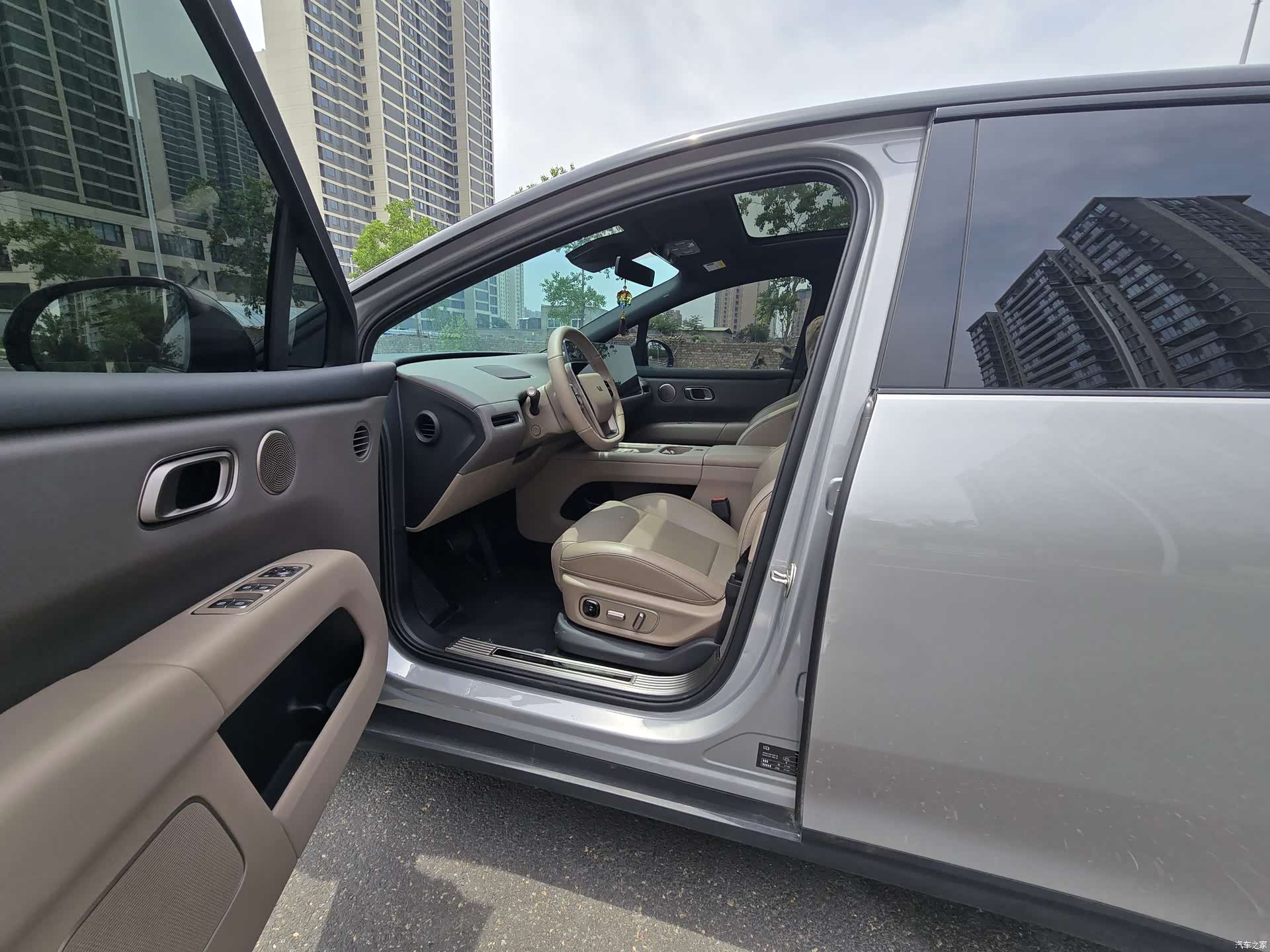 Li Auto i6, 2025 4