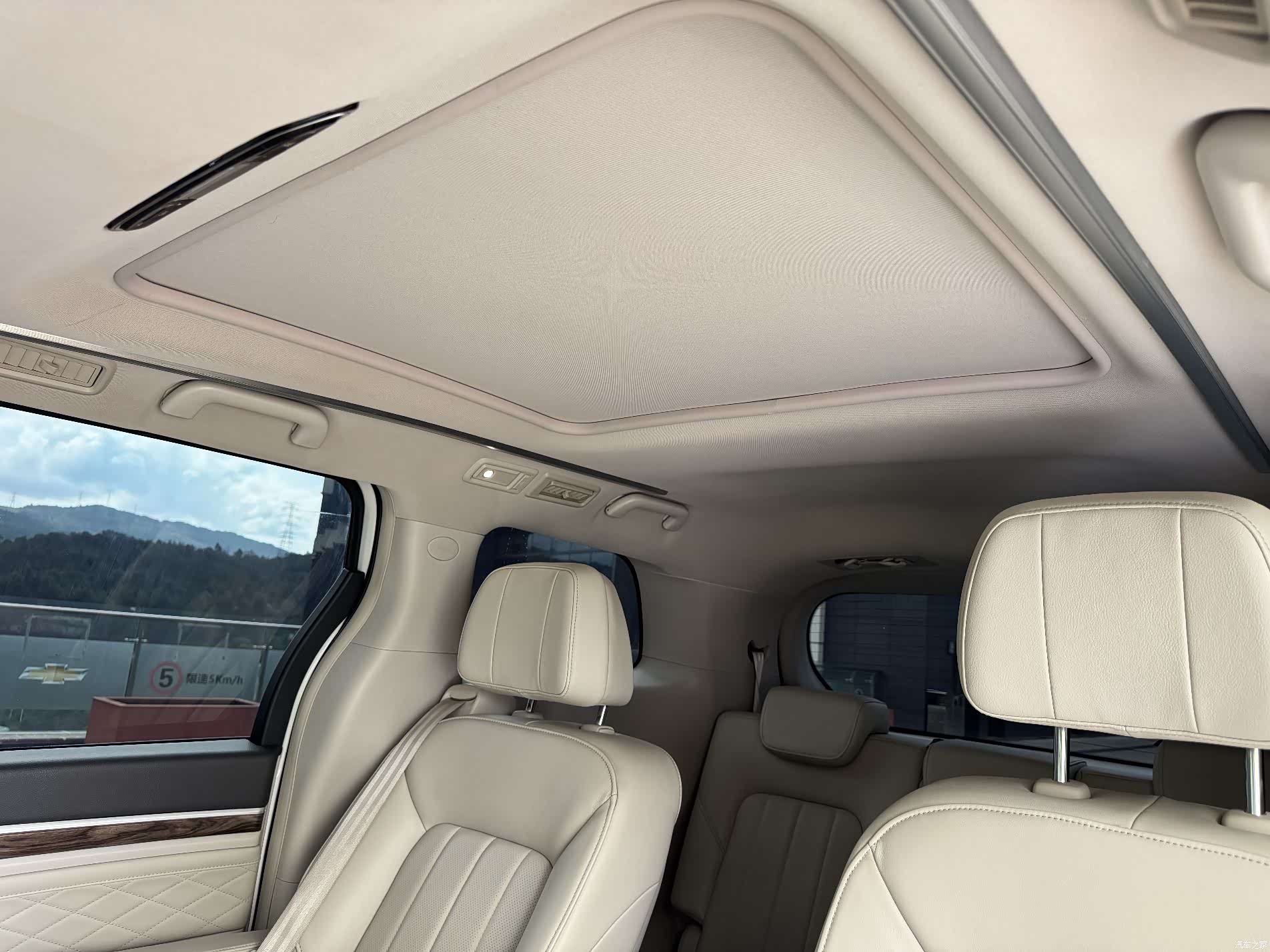 Trumpchi M8, 2018 28