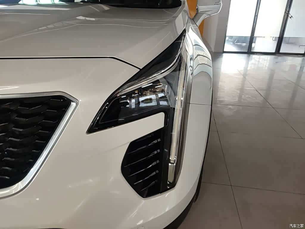 Cadillac XT4, 2023 24
