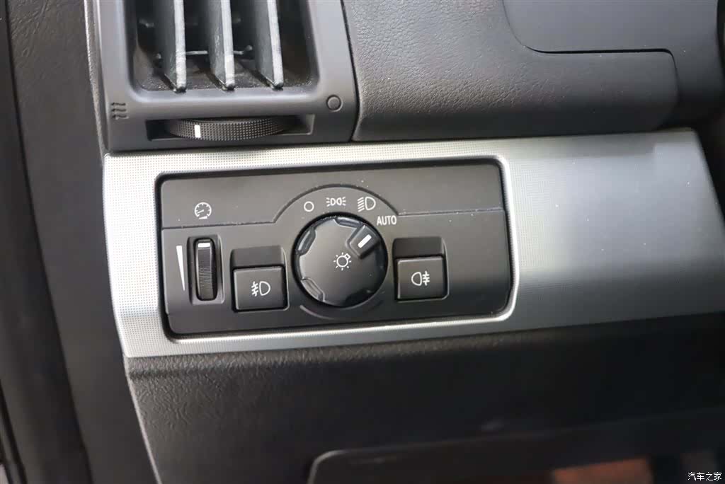 Land Rover 2, 2008 14
