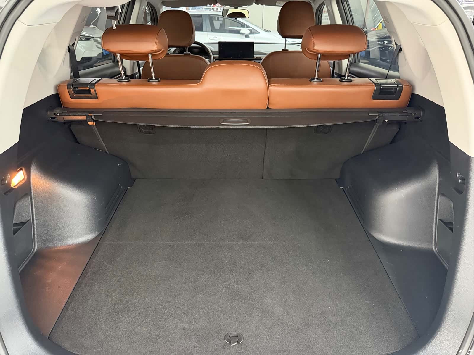 Geely X6, 2023 21