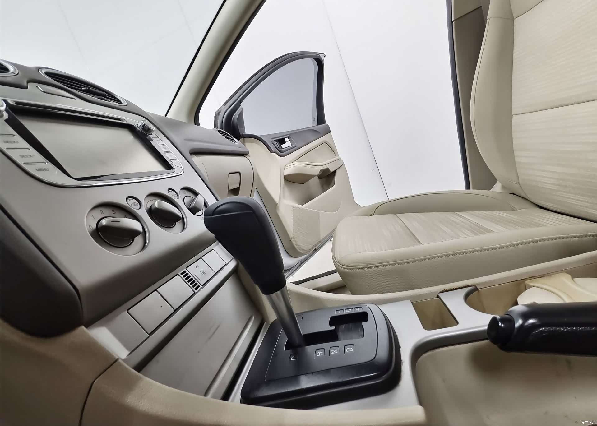 Ford Focus, 2013 12