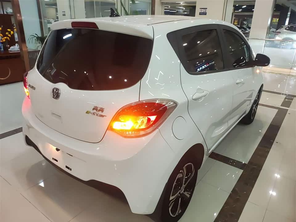 Changan Benben E-Star