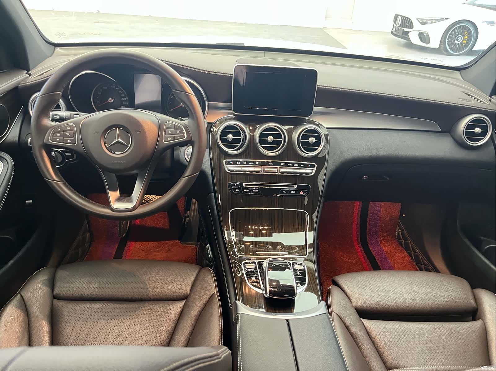 Mercedes-Benz GLC, 2019 14