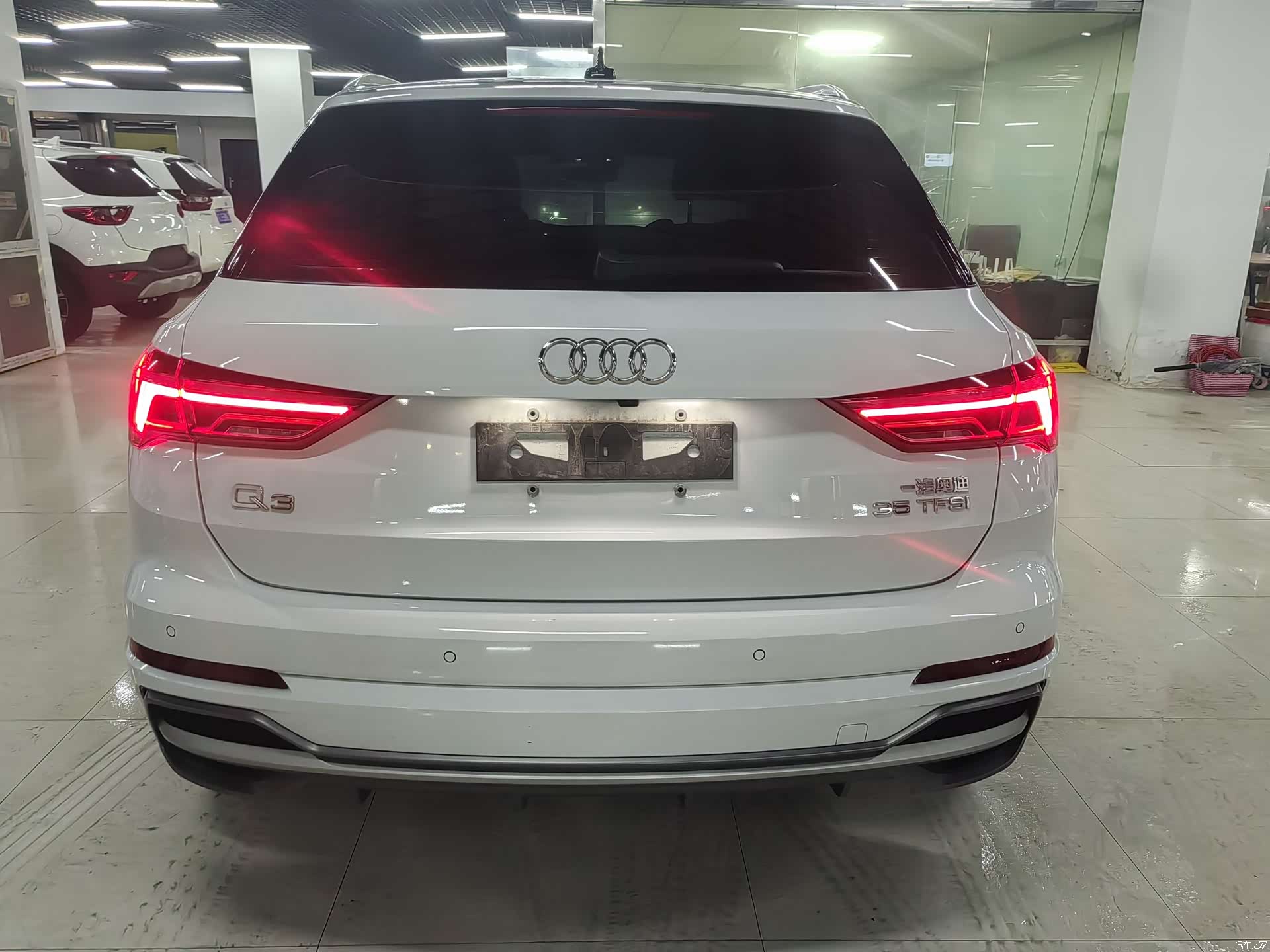 Audi Q3, 2023 3
