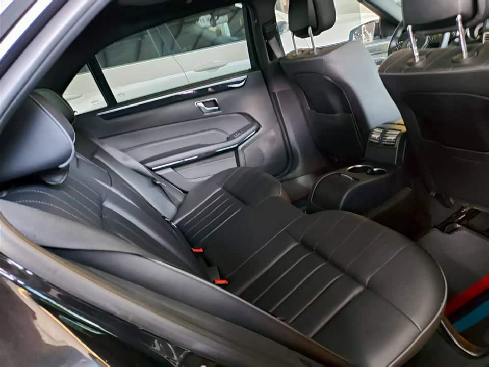 Mercedes-Benz E-class Mercedes-Benz E-class