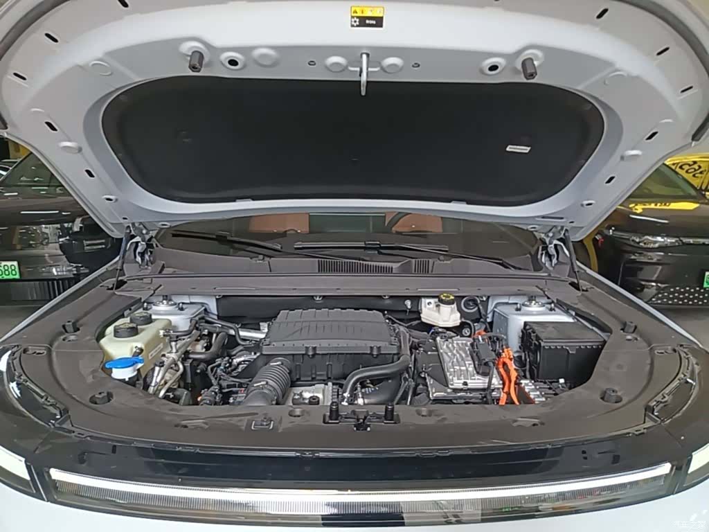 Jetour L7, 2026 16