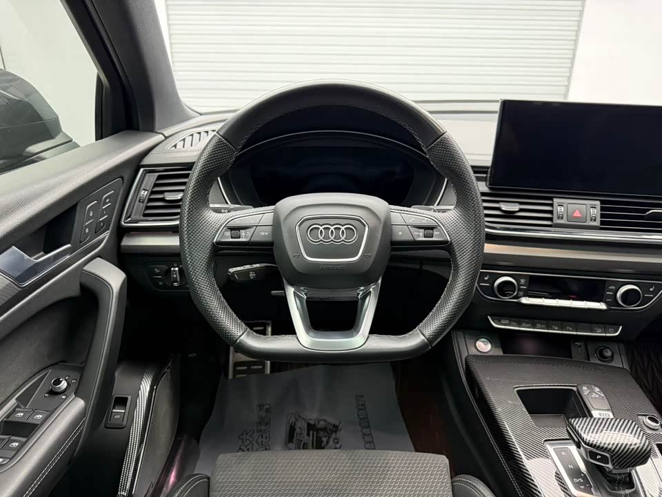 Audi Q5L Sportback Audi Q5L Sportback