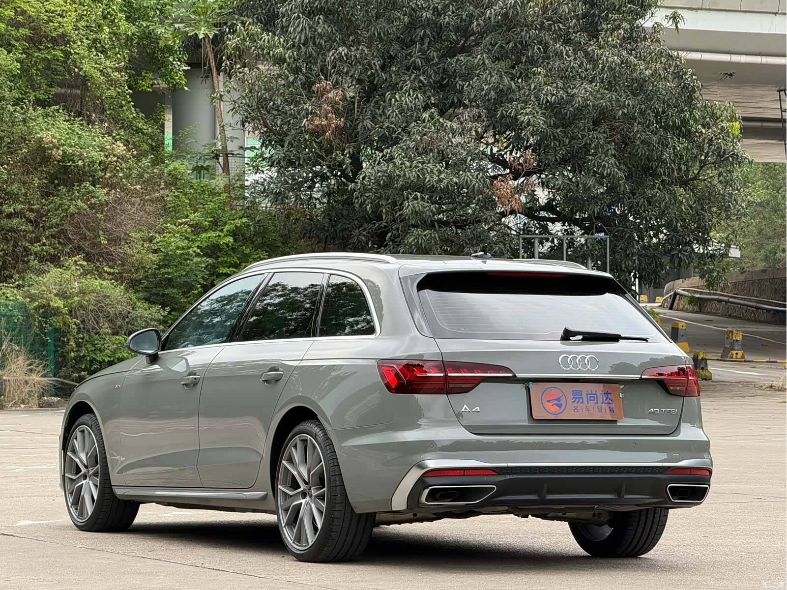 Audi A4, 2022 все фото