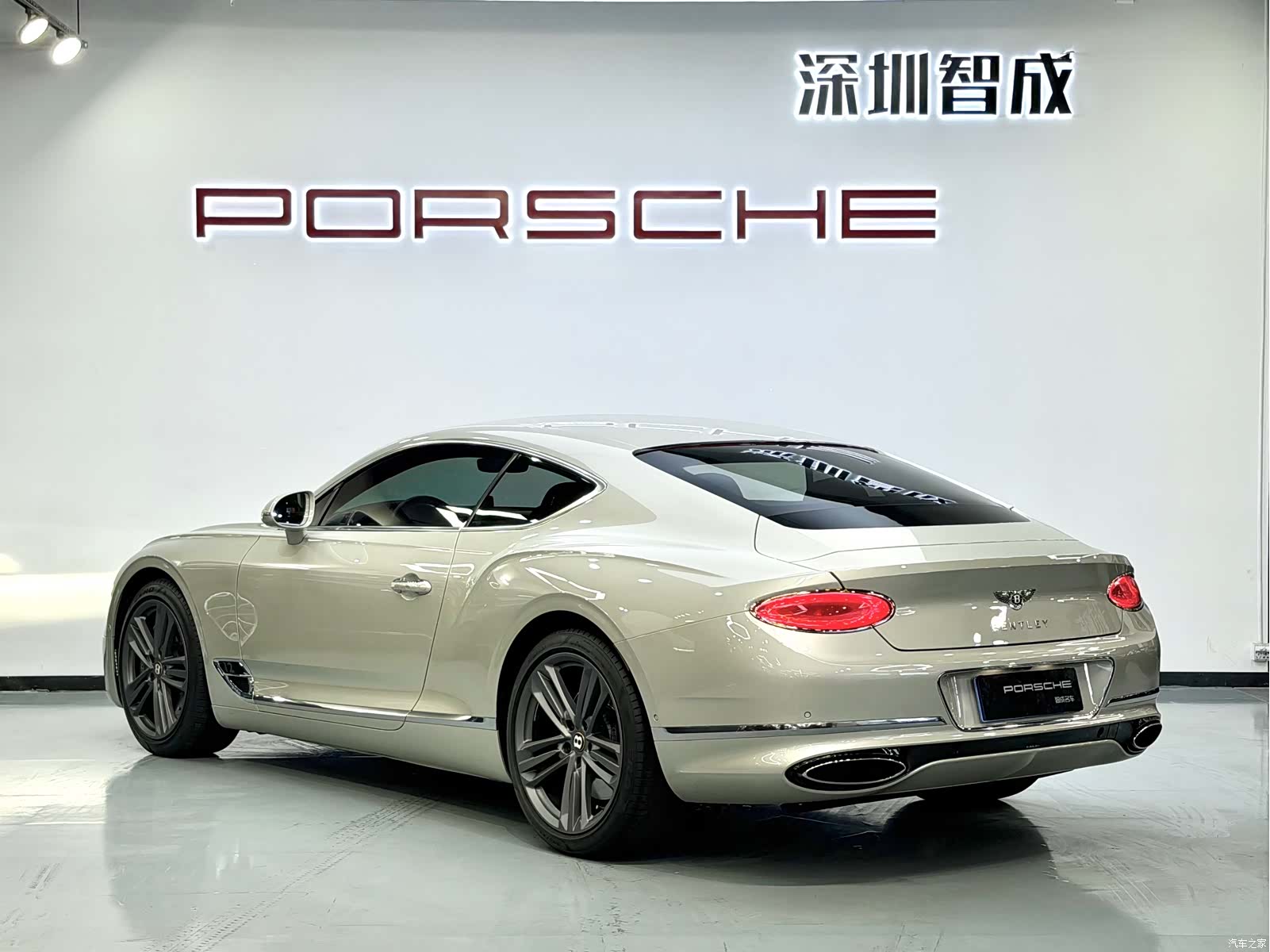 Bentley Continental GT, 2020 4