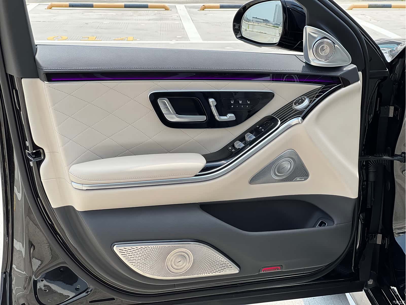Mercedes-Benz S-Class, 2025 28