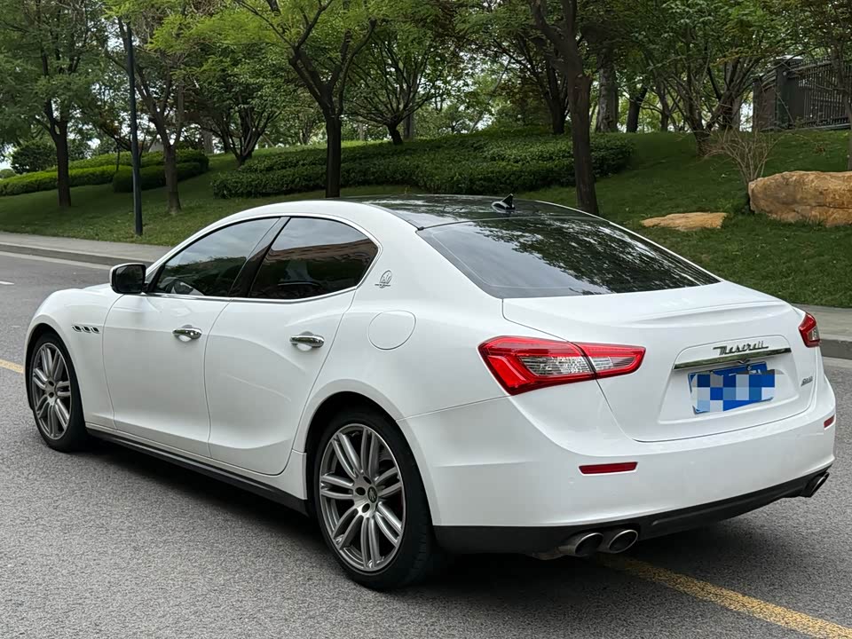 Maserati Ghibli Maserati Ghibli