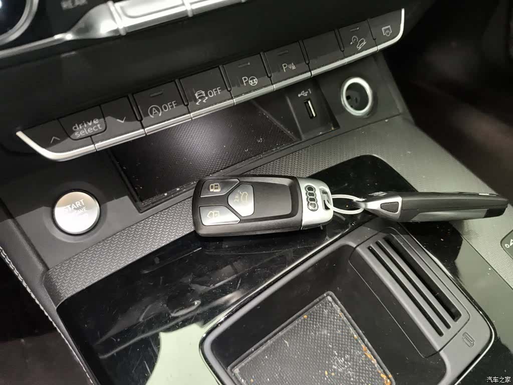 Audi Q5L, 2024 18