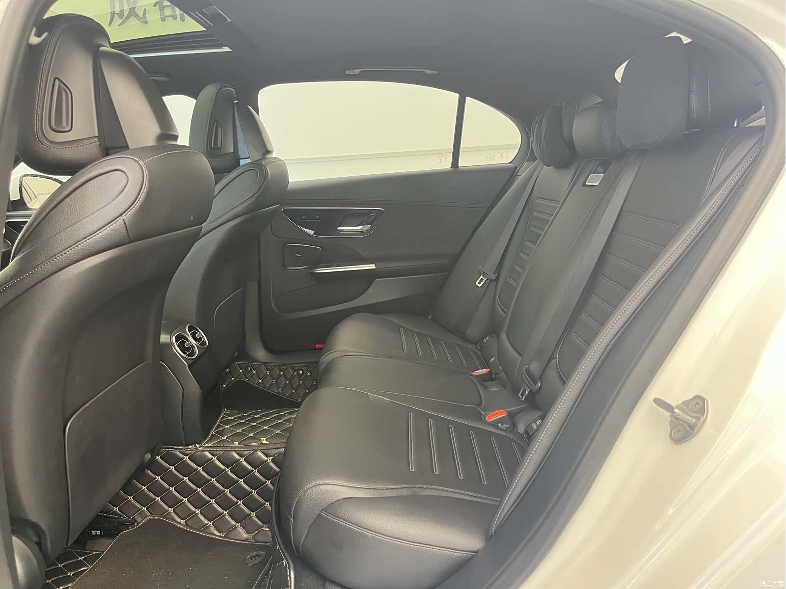 Mercedes-Benz C-Class, 2022 14