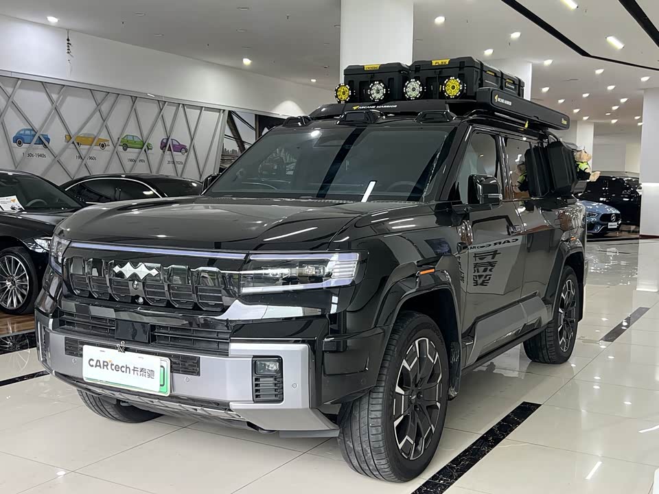 BYD Leopard 8