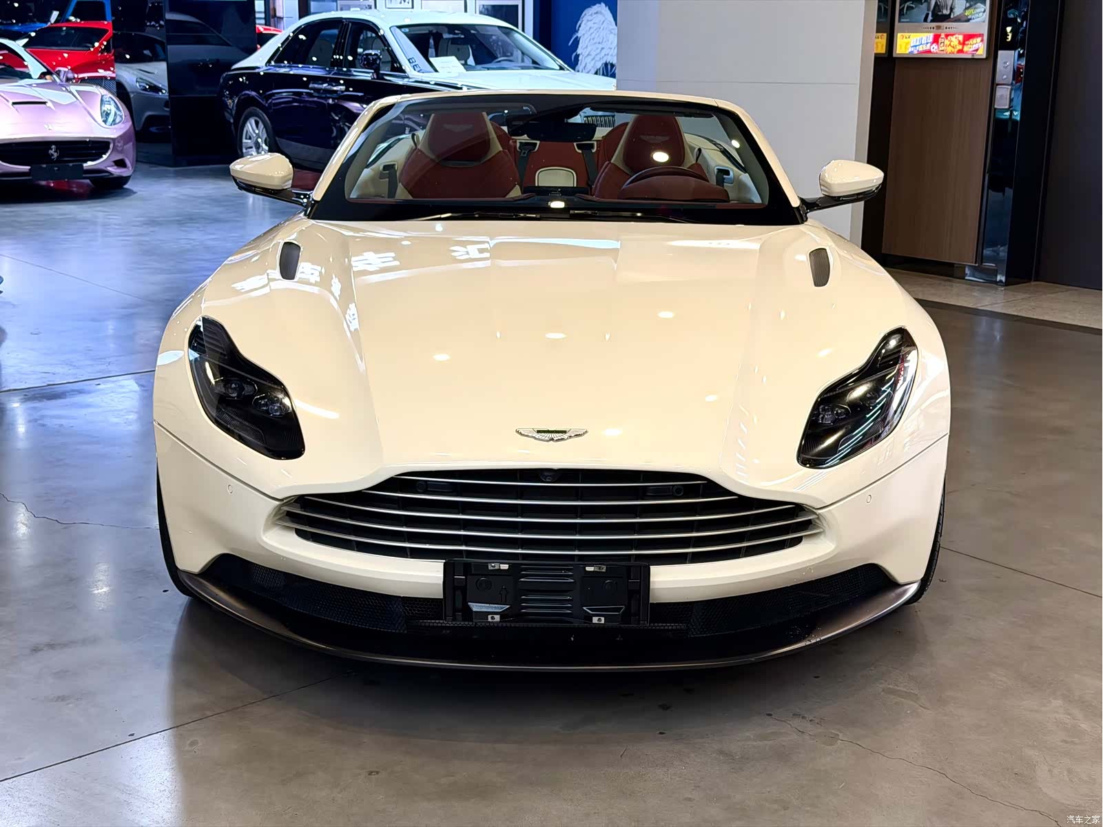 Aston Martin DB11, 2020 2