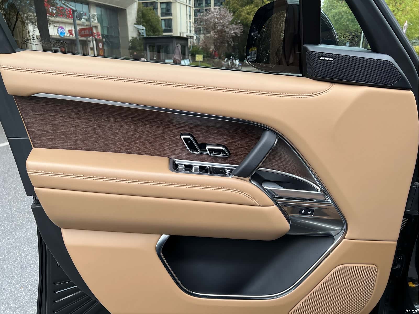 Land Rover Range Rover, 2024 11