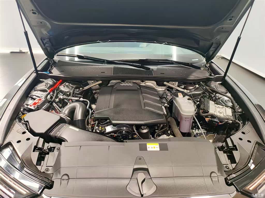 Audi A6L, 2021 8