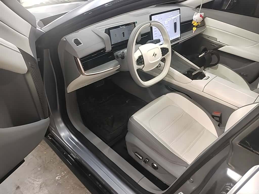 DongFeng eπ007, 2025 16
