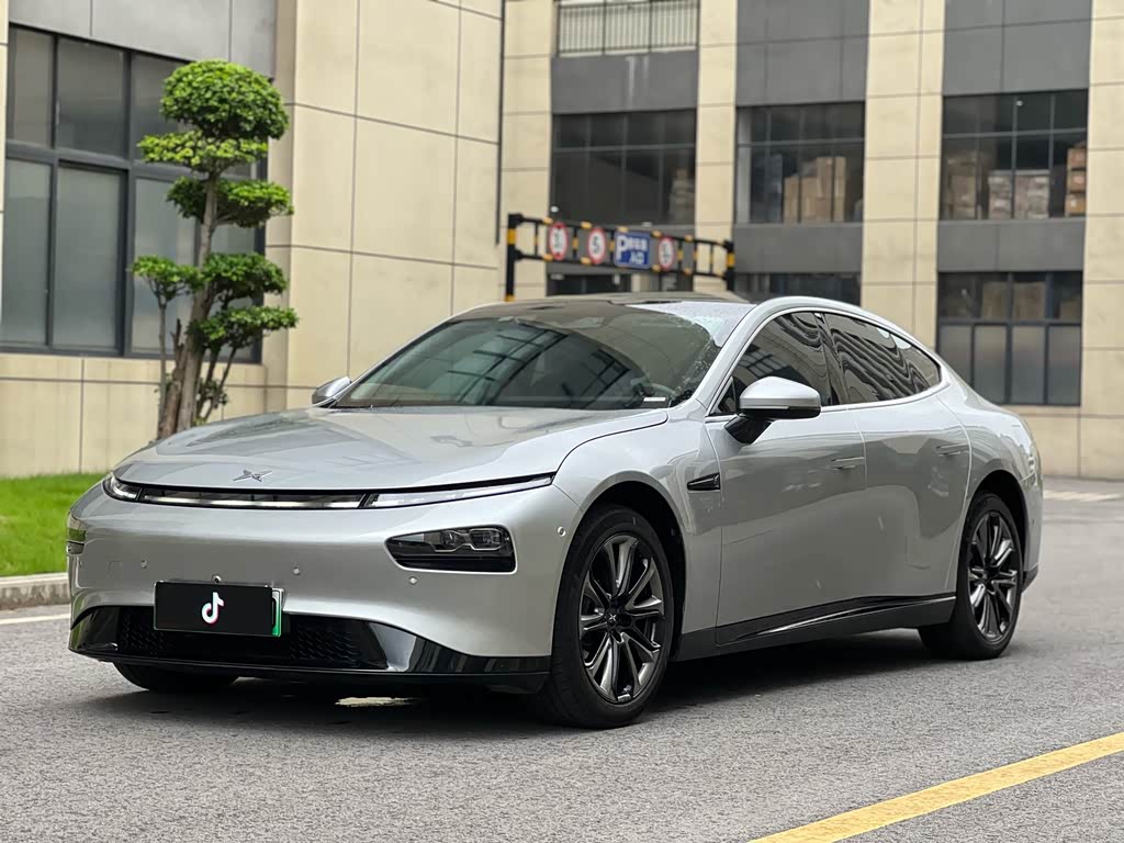 Xpeng P7