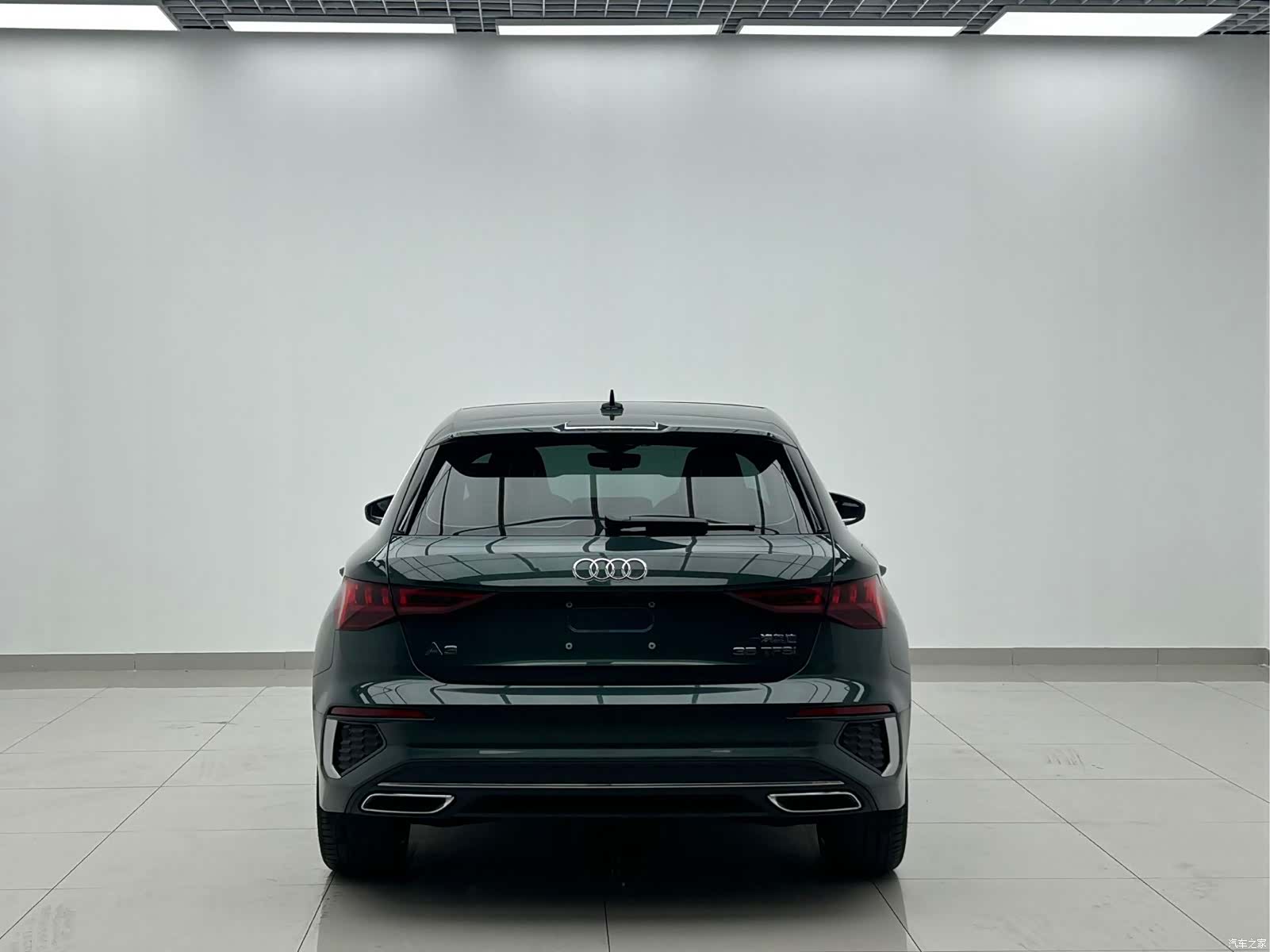 Audi A3, 2023 все фото