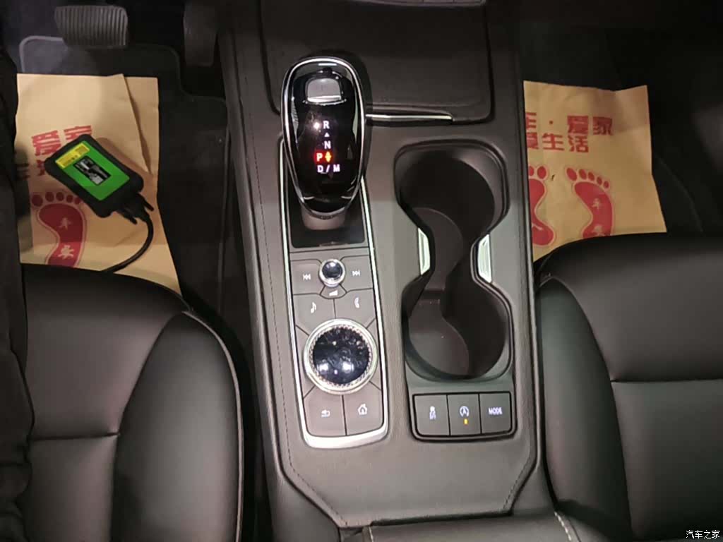 Cadillac XT4, 2021 14