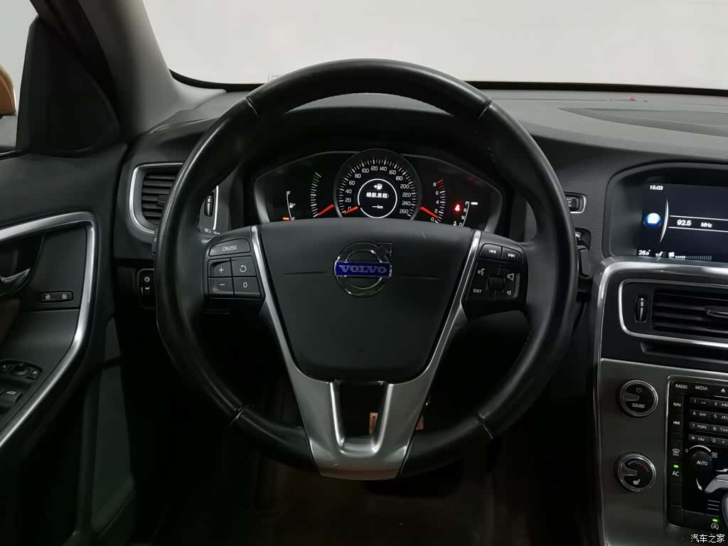 Volvo S60, 2015 11
