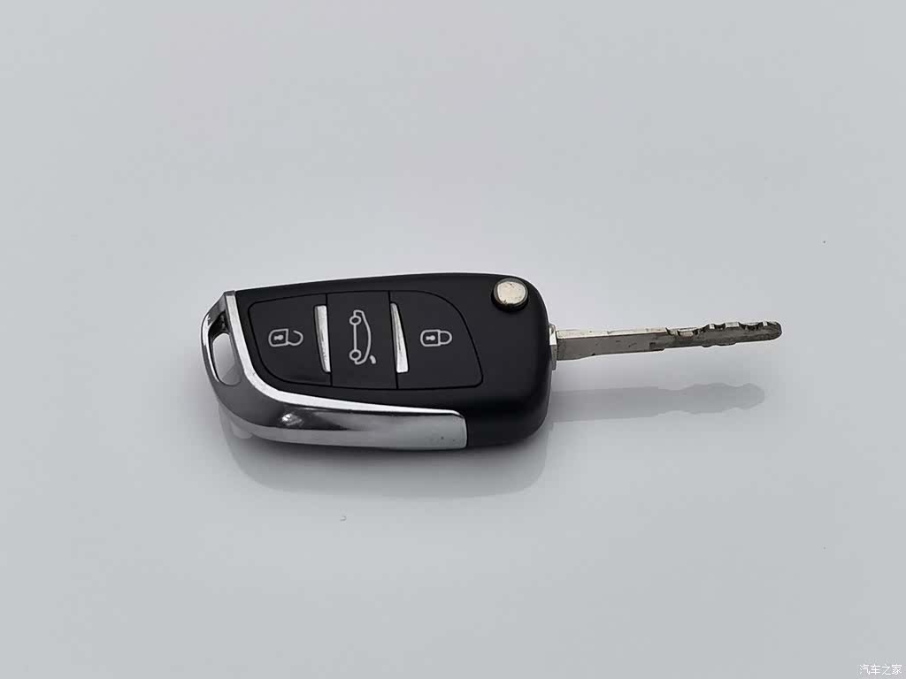 BYD F3, 2015 19