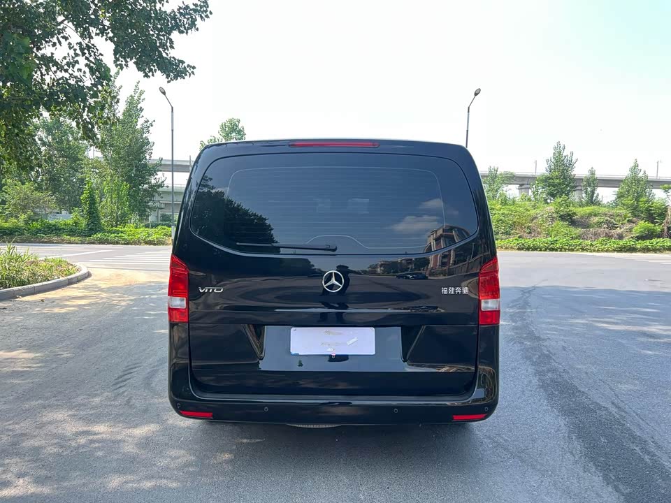 Mercedes-Benz Vito Mercedes-Benz Vito