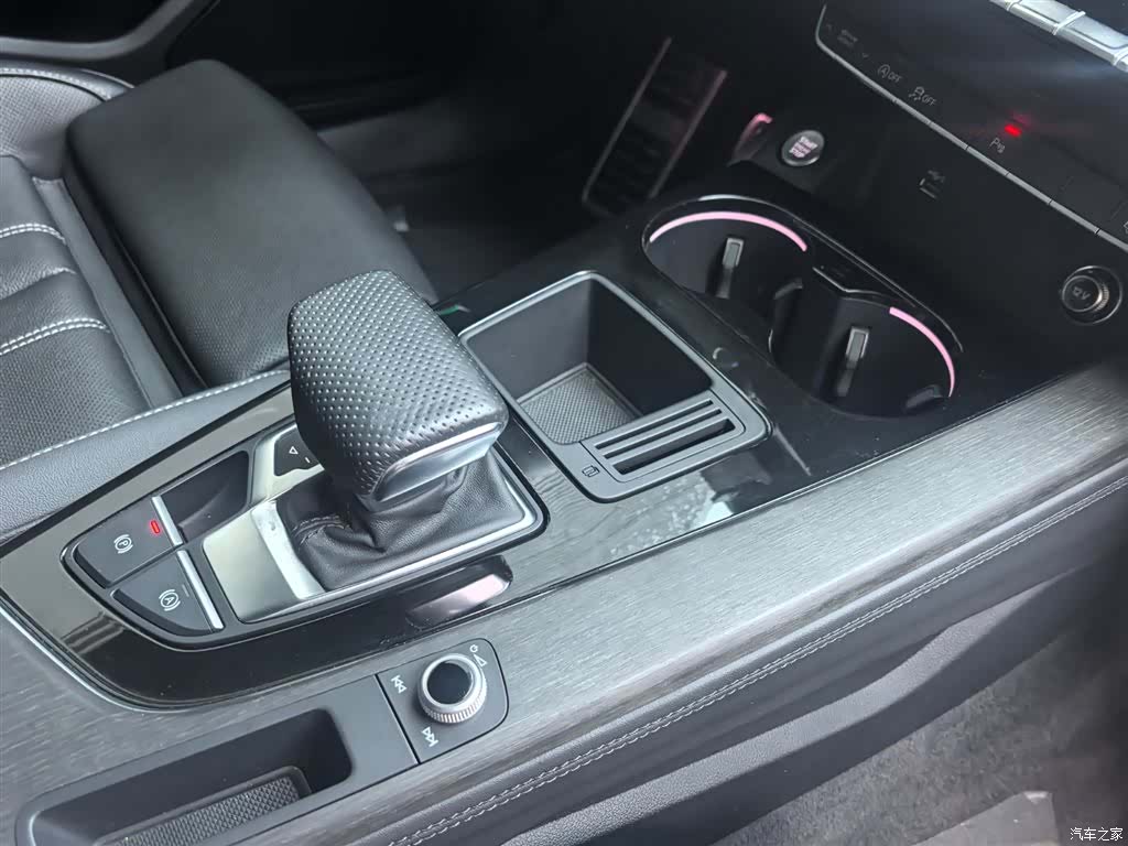 Audi A4L, 2024 6