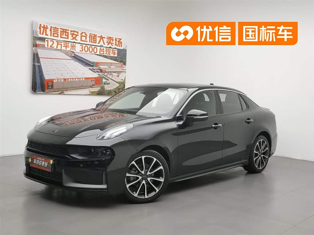 Lynk & Co 03