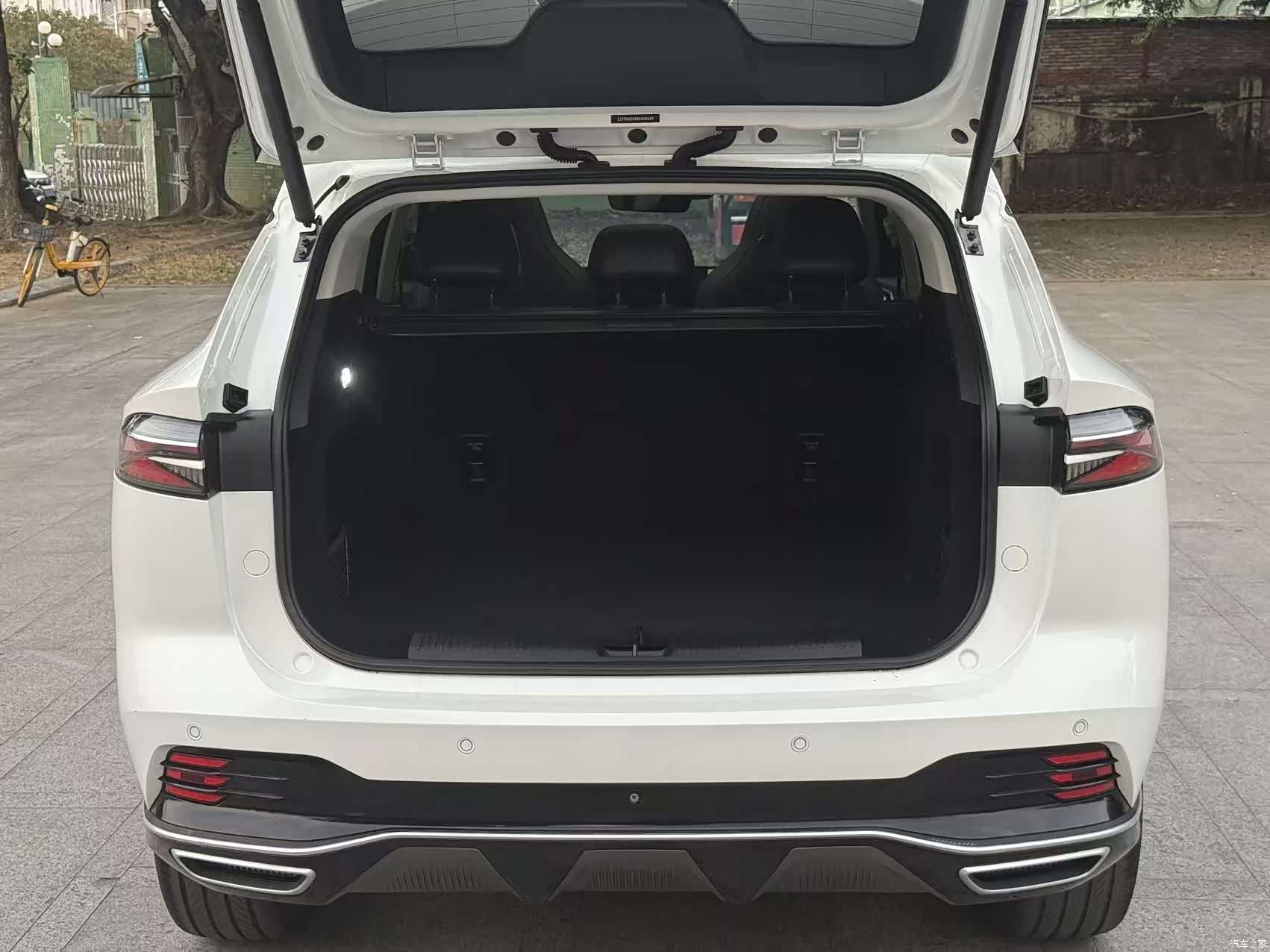 Roewe RX5, 2023 18