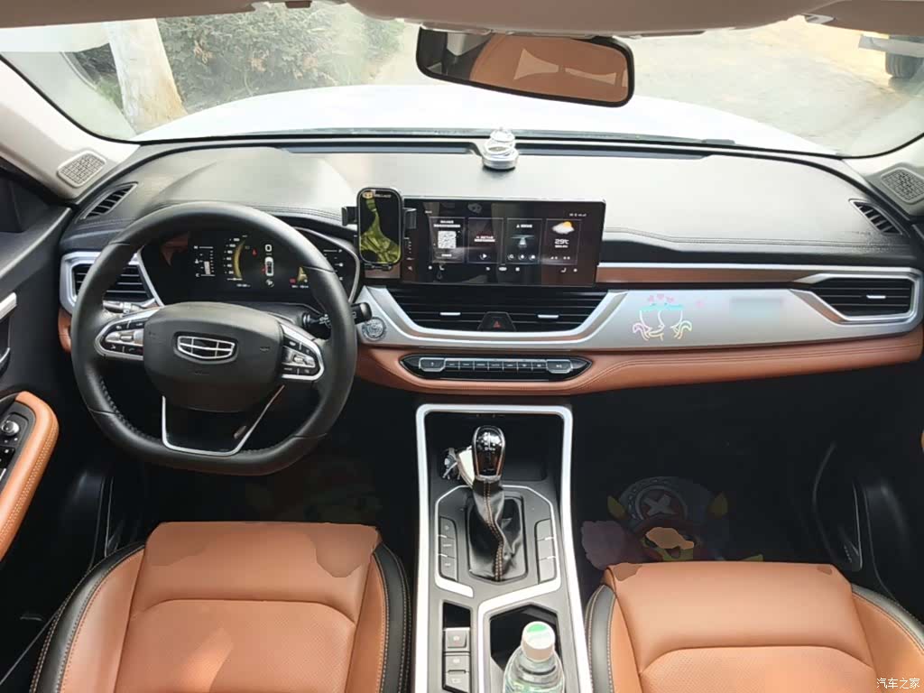 Geely X6, 2020 10