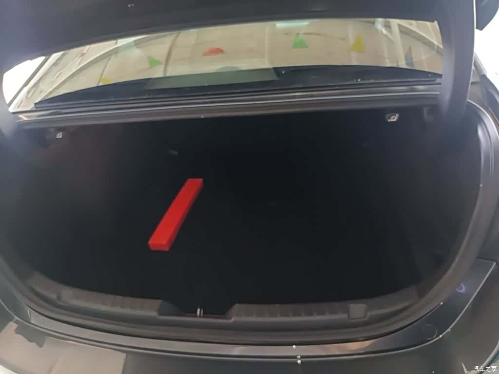 Mazda Mazda3, 2023 19