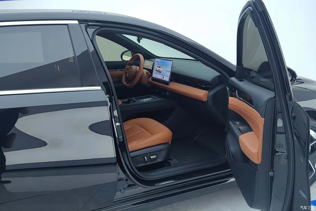 Wuling Starlight, 2025 8