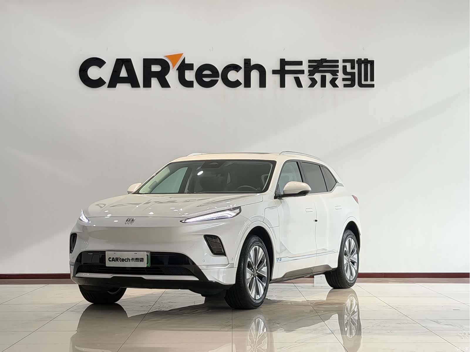 Buick E5, 2025 1