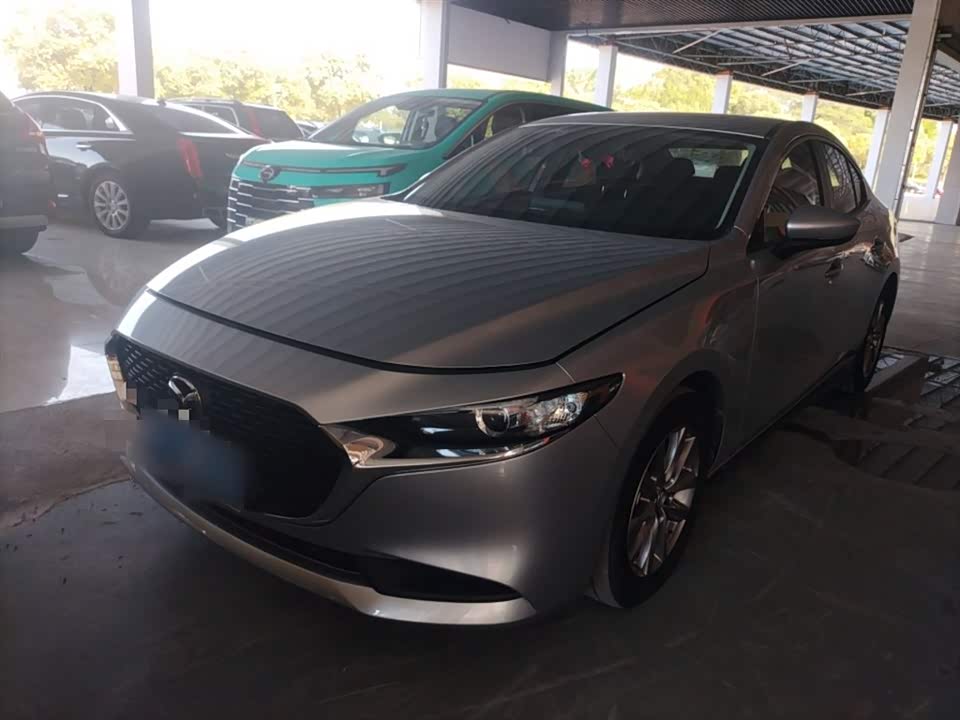 Mazda 3 Angkesaila