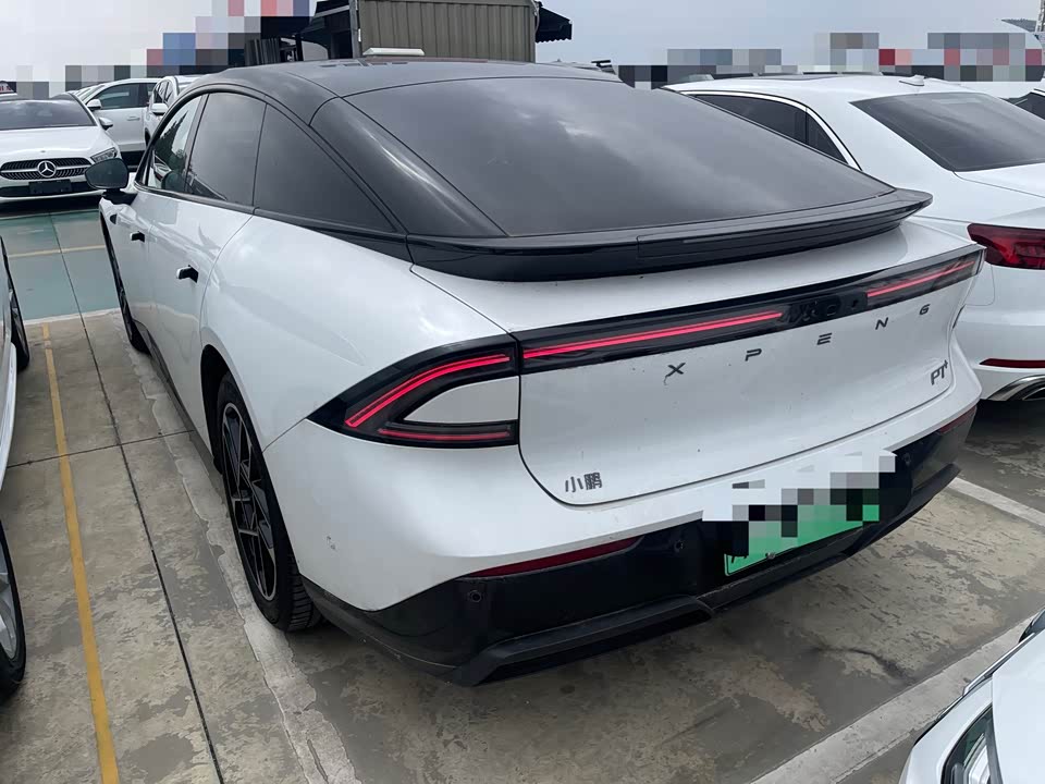 XPENG P7+