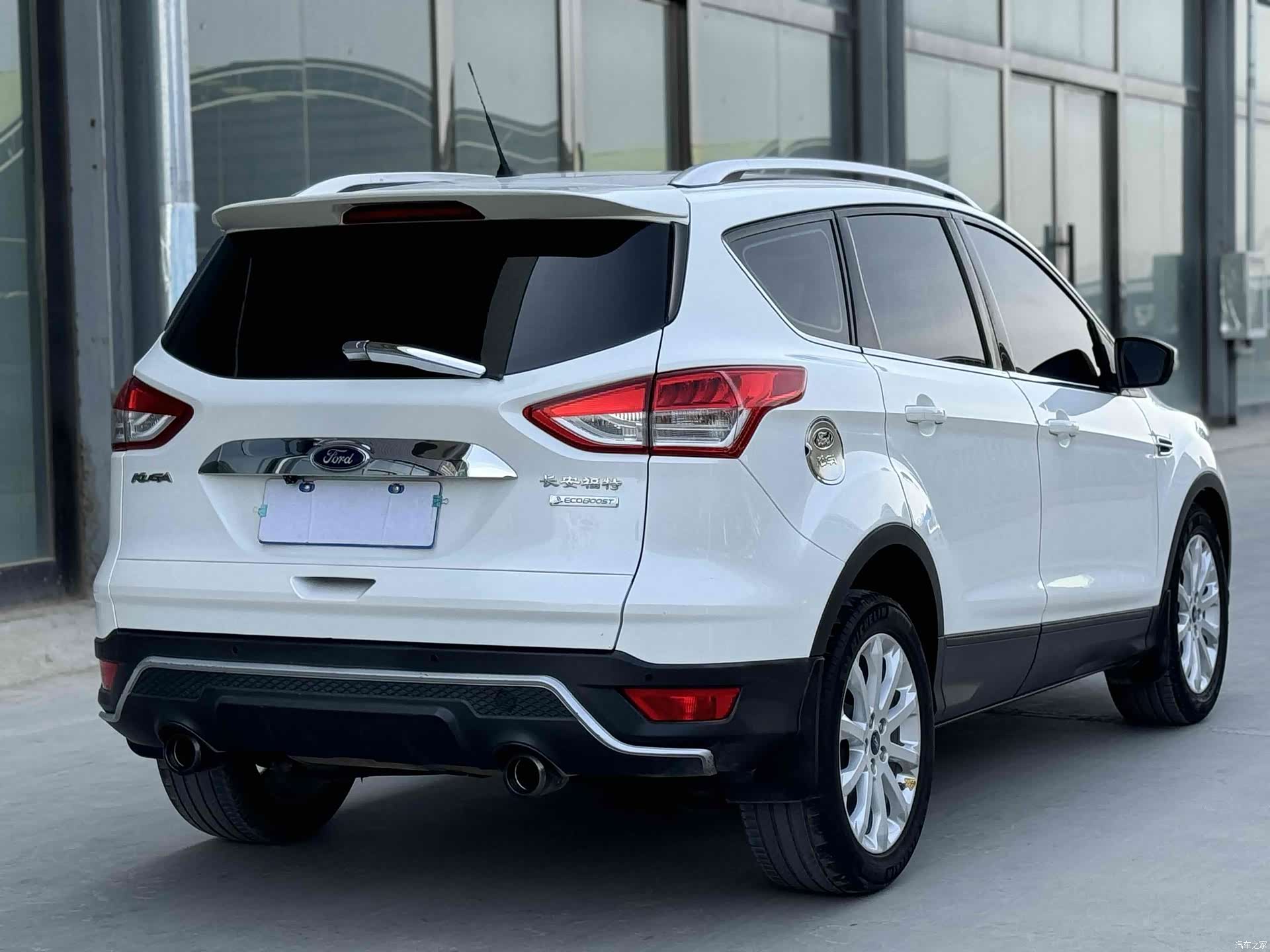 Ford Kuga, 2016 6