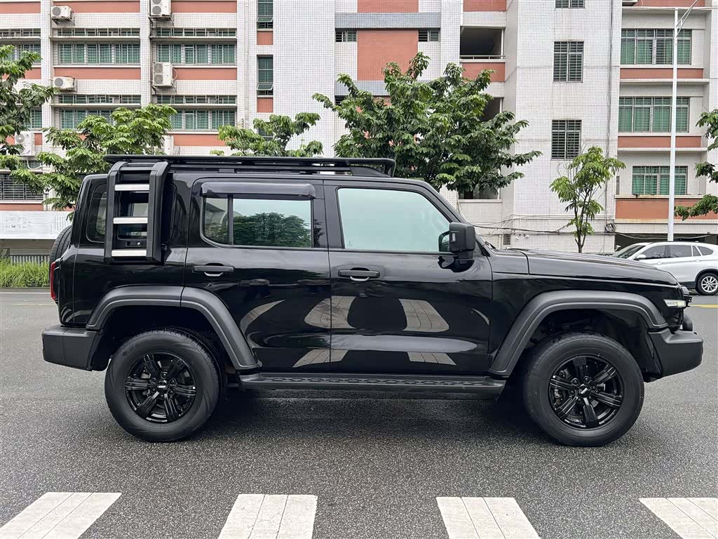 Tank 300, 2021 7