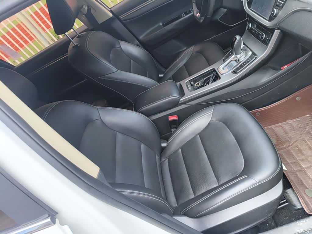 Geely Emgrand, 2017 25