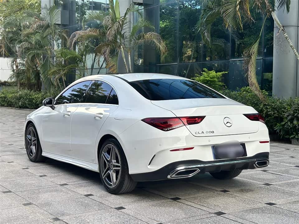 Mercedes-Benz CLA