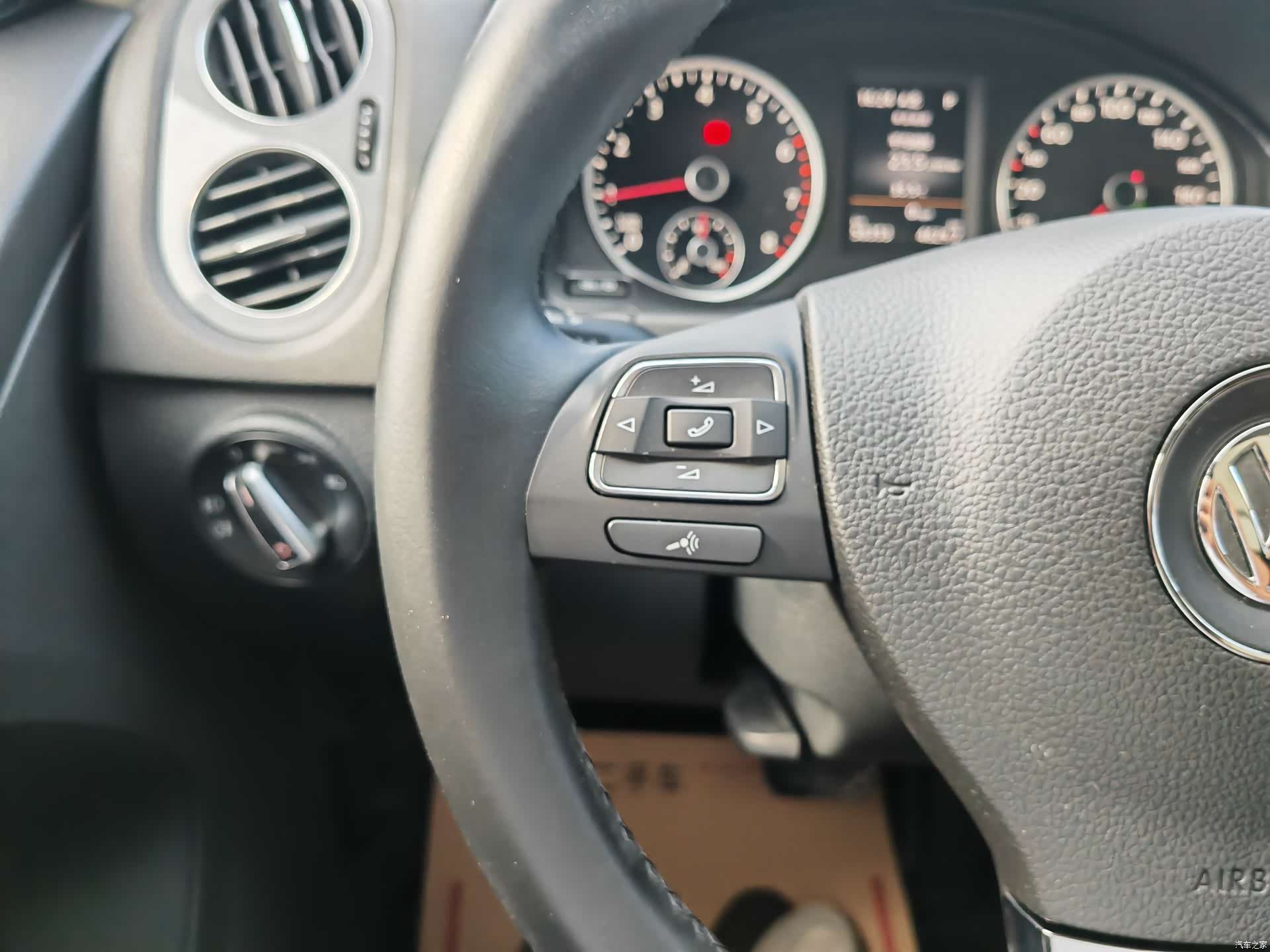 Volkswagen Tiguan, 2016 6
