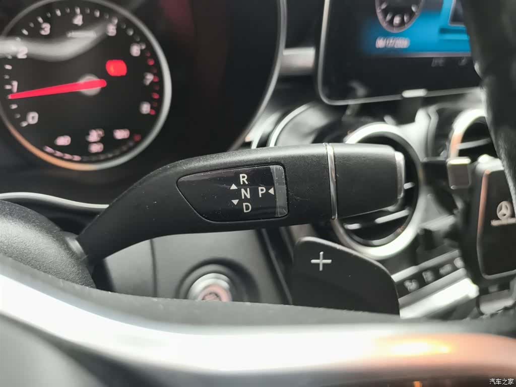 Mercedes-Benz C-Class, 2019 15