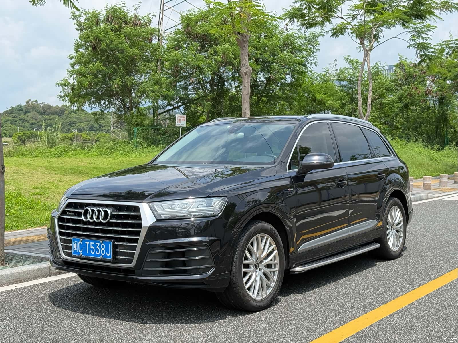 Audi Q7, 2016 1